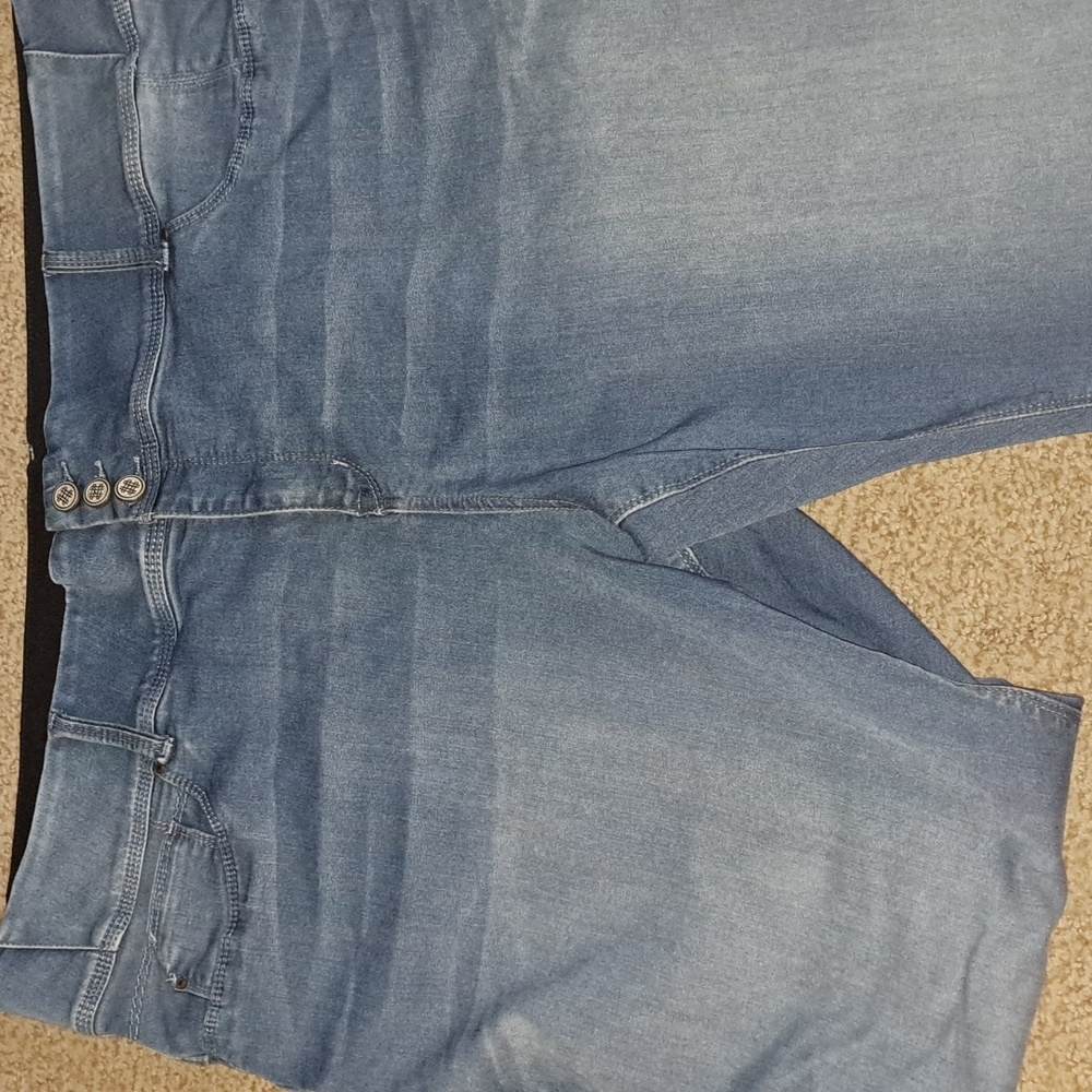 Laurie Felt jeans.